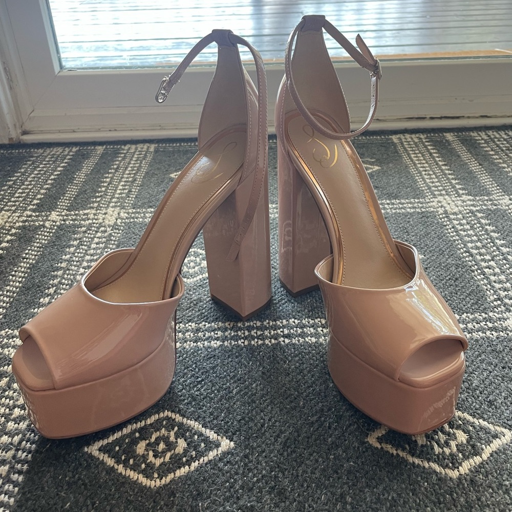 Never worn and are too big for me.